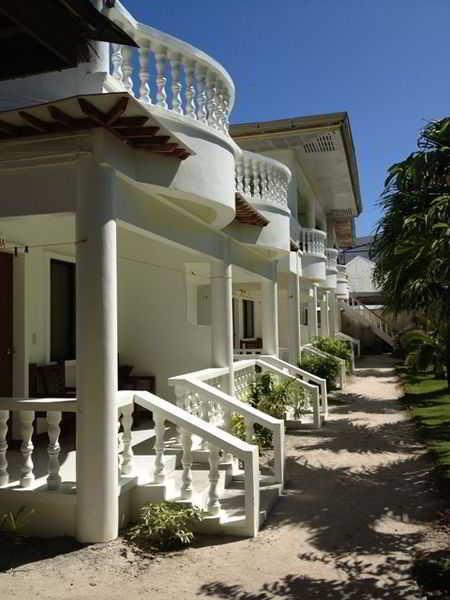 Bans Beach Resort Balabag  Bagian luar foto